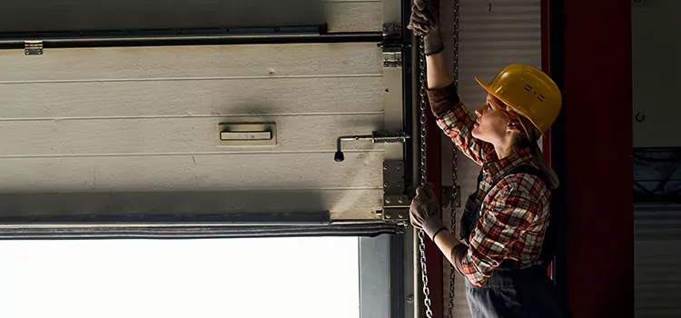 Addressing Common Garage Door Stoppage Issues in Stockbridge, GA